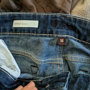 KUT Natalie Bermuda short